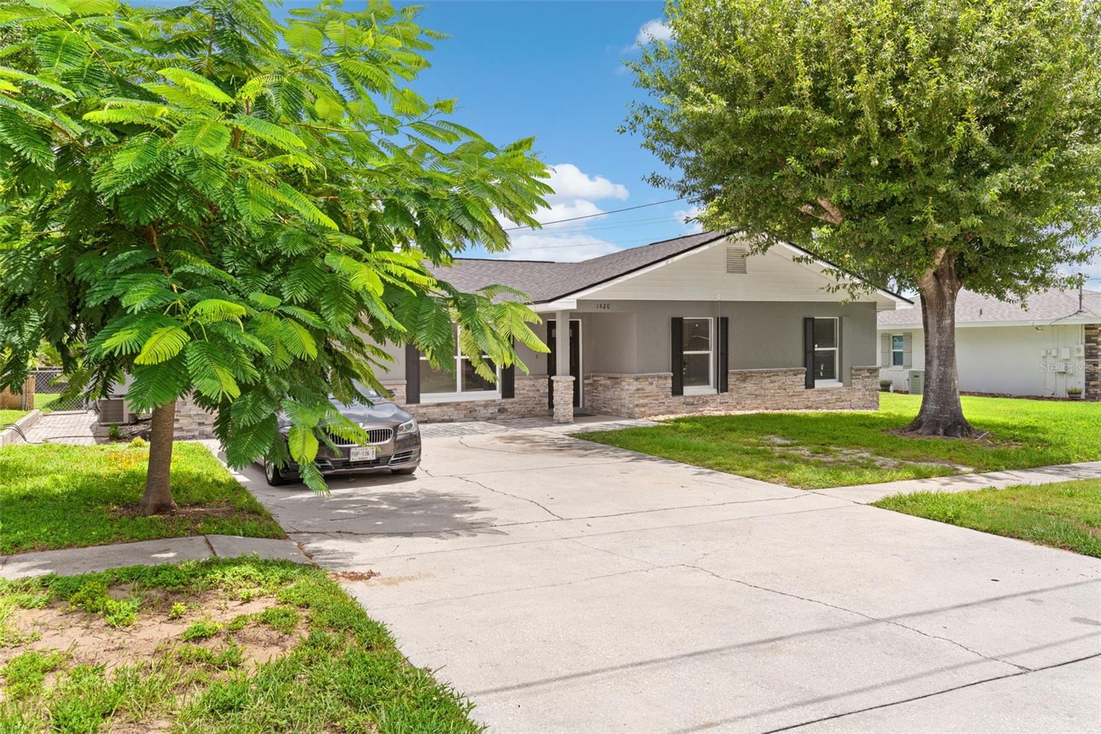 Image 4 of 48 For 1420 Wood Avenue