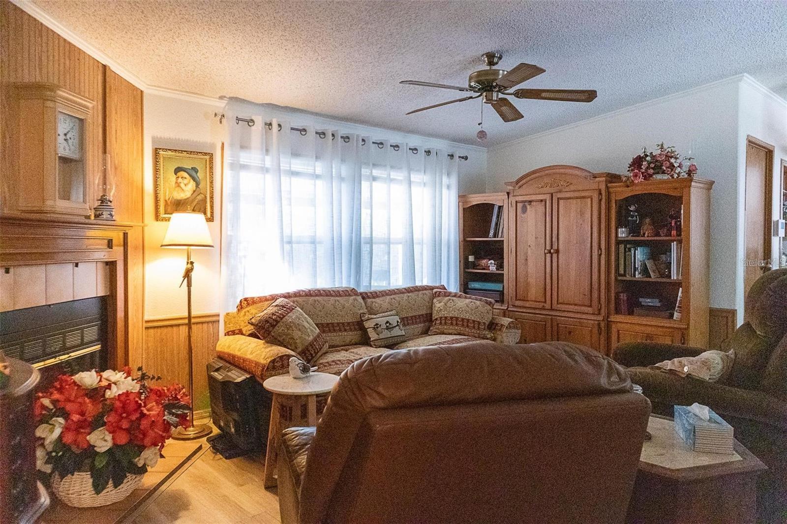 Image 15 of 59 For 17803 Orwell Road