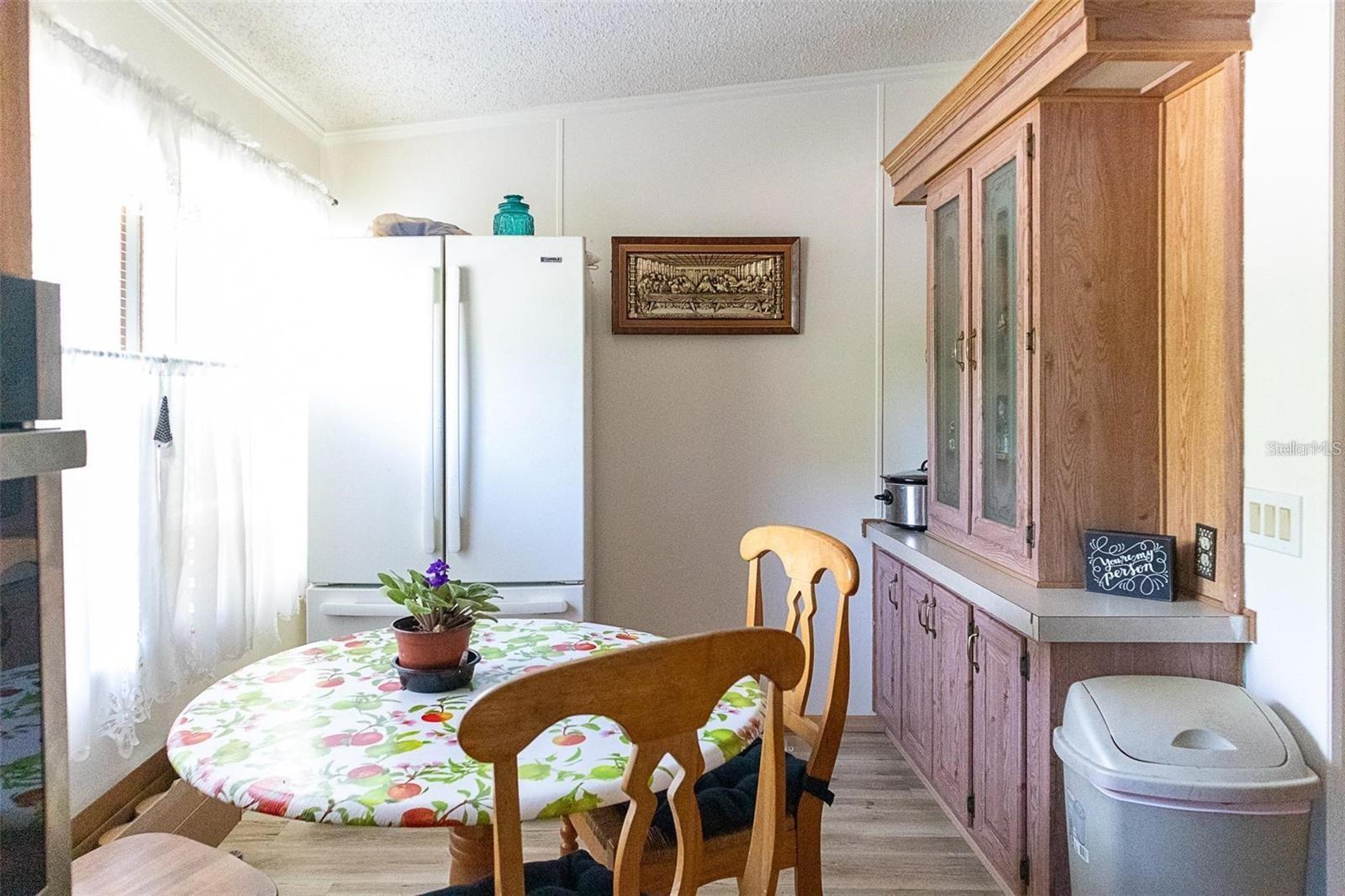 Image 21 of 59 For 17803 Orwell Road