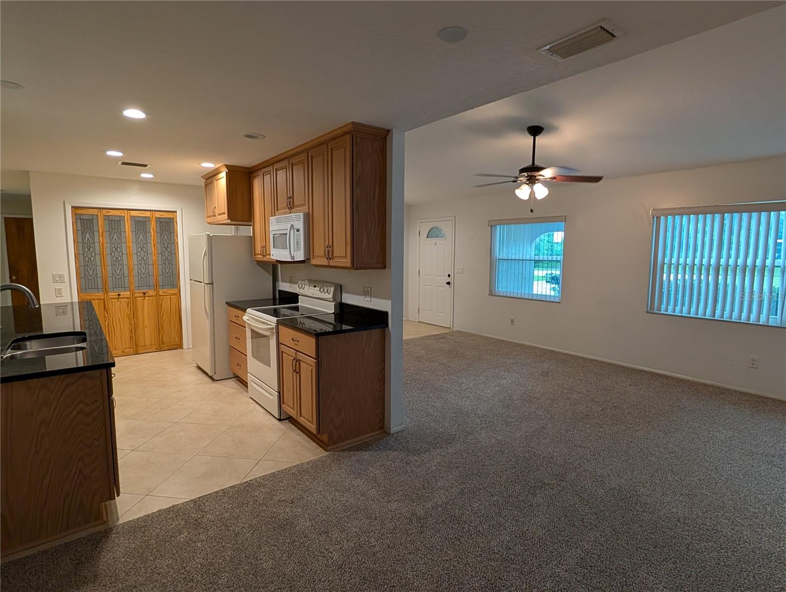 Image 12 of 68 For 11308 Echo View Drive