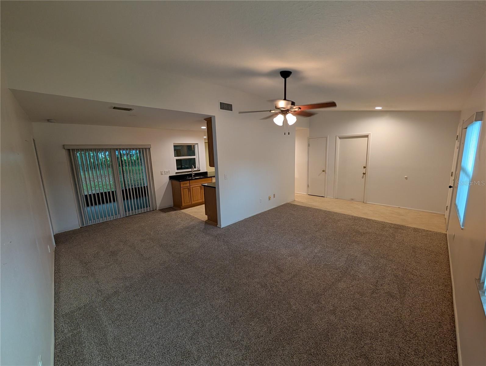 Image 13 of 68 For 11308 Echo View Drive