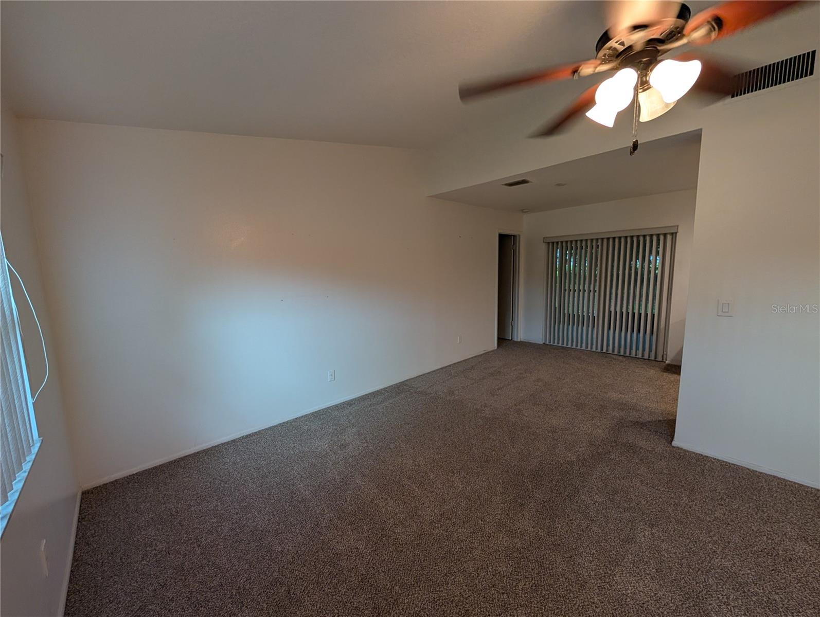 Image 17 of 68 For 11308 Echo View Drive