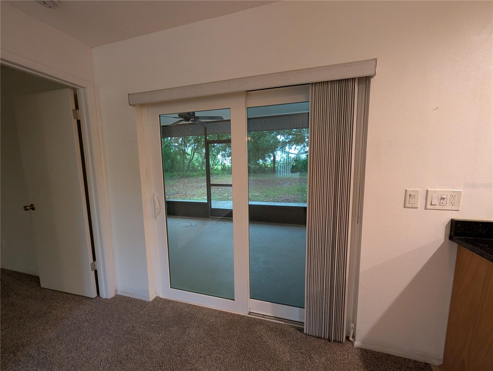 Image 18 of 68 For 11308 Echo View Drive