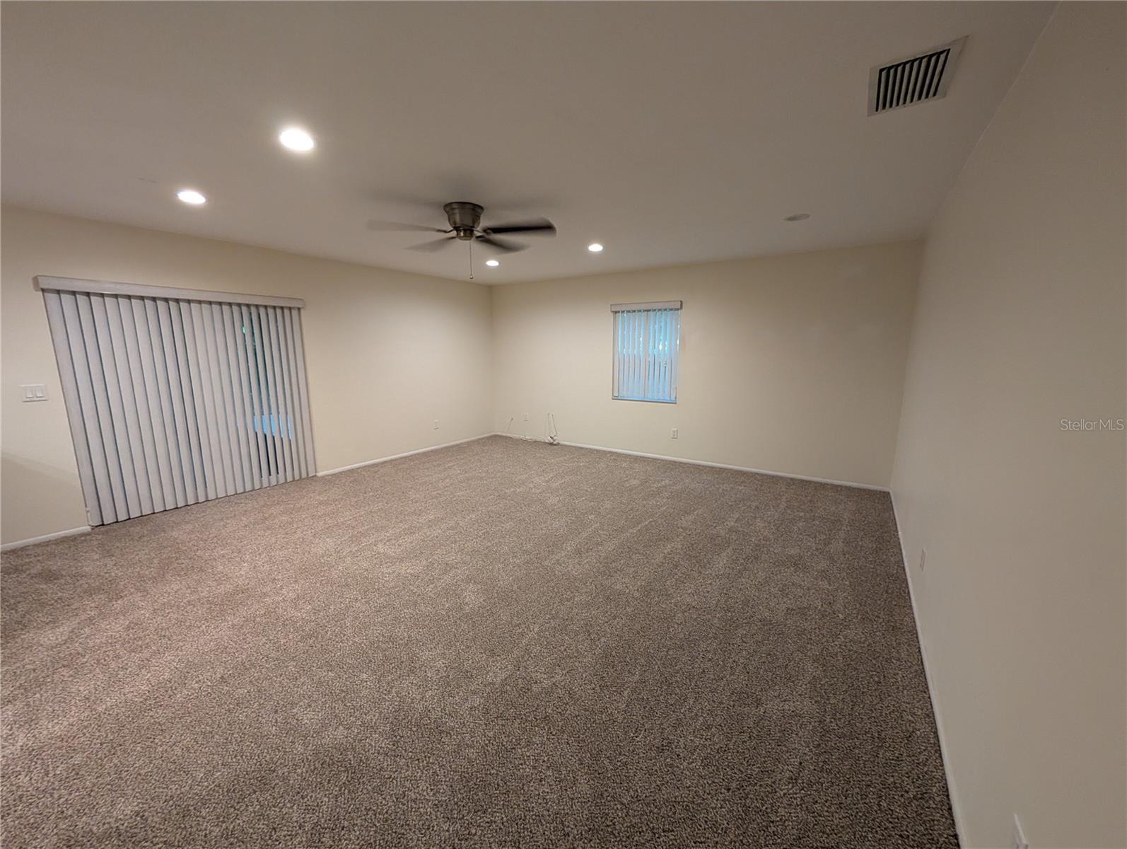 Image 25 of 68 For 11308 Echo View Drive