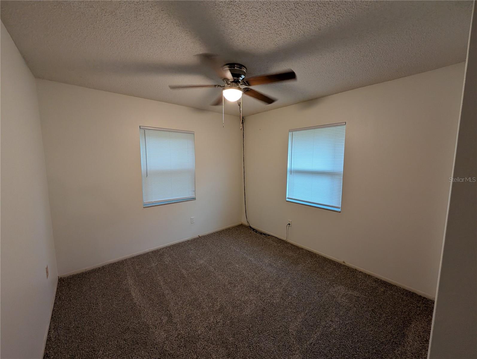 Image 34 of 68 For 11308 Echo View Drive