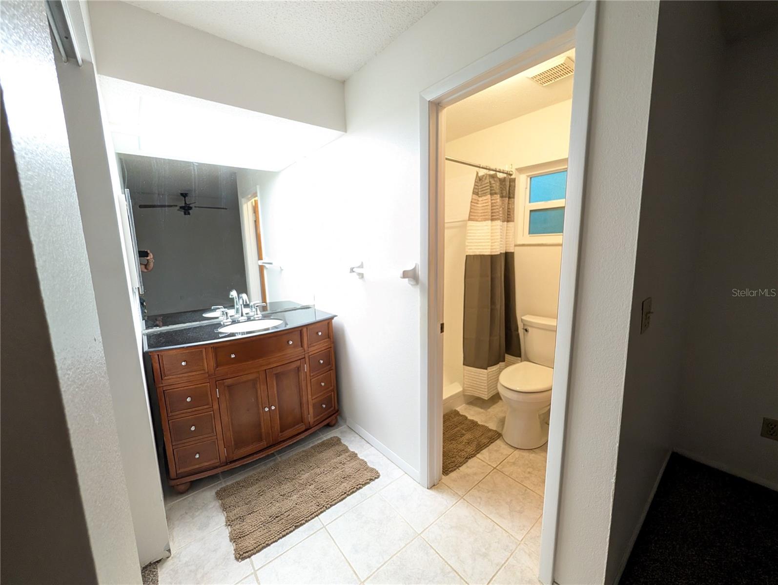 Image 37 of 68 For 11308 Echo View Drive