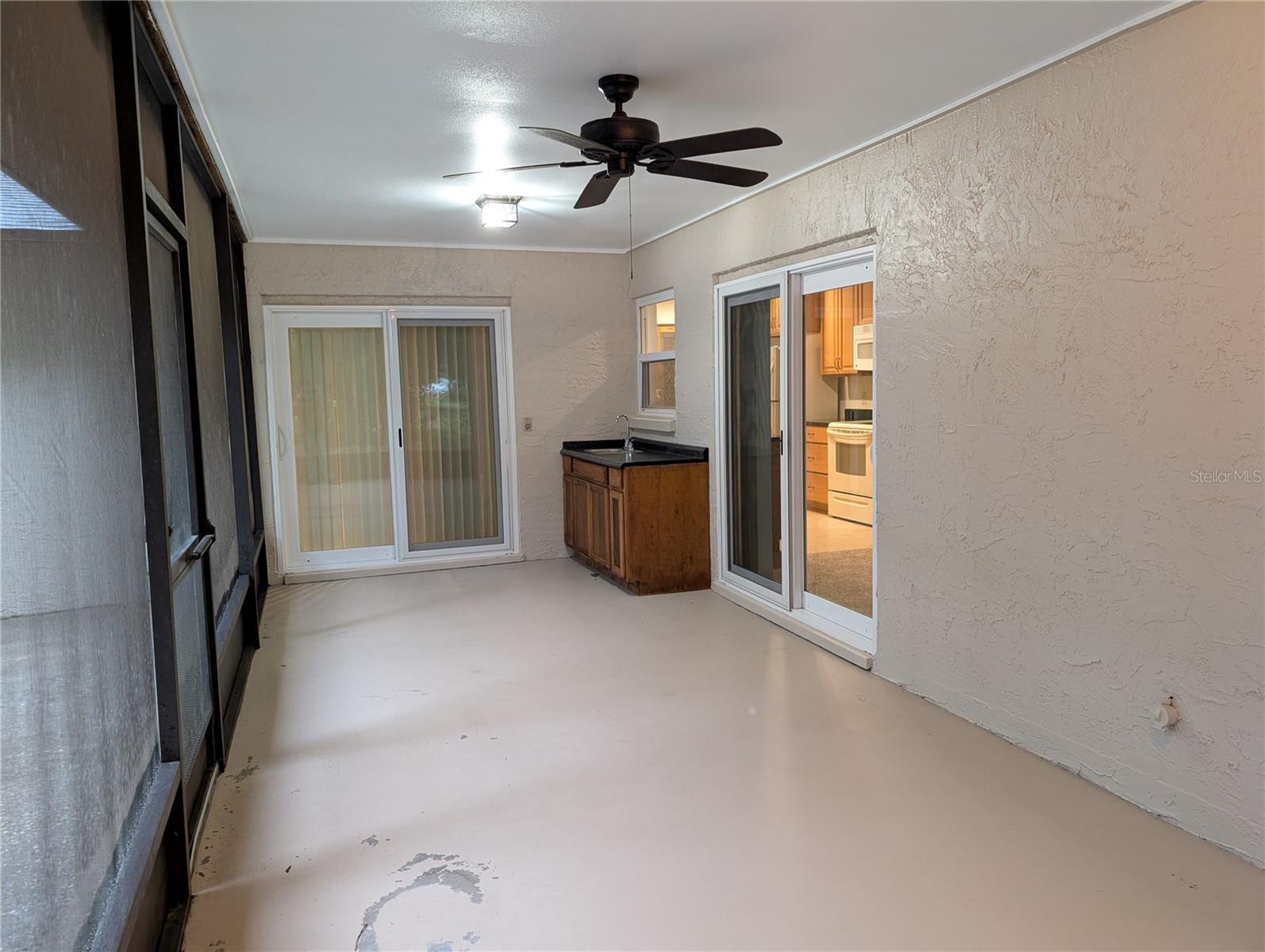 Image 40 of 68 For 11308 Echo View Drive