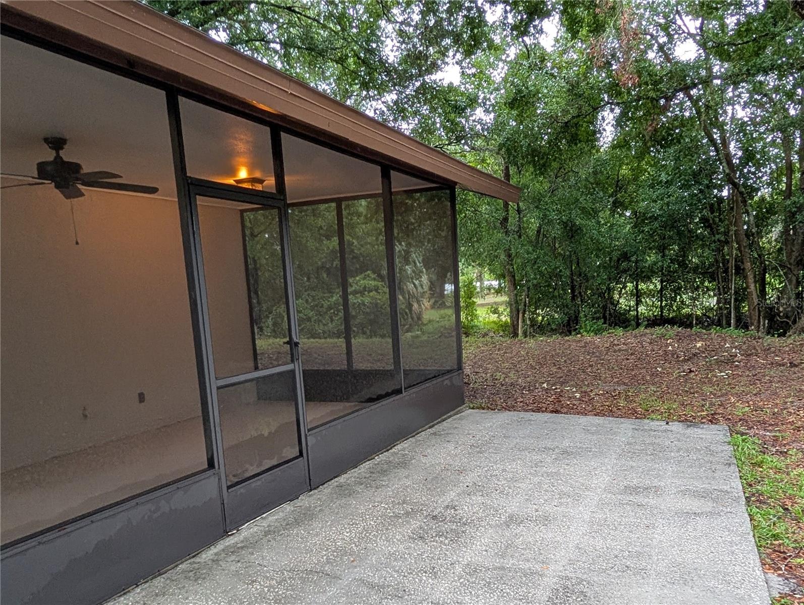 Image 44 of 68 For 11308 Echo View Drive