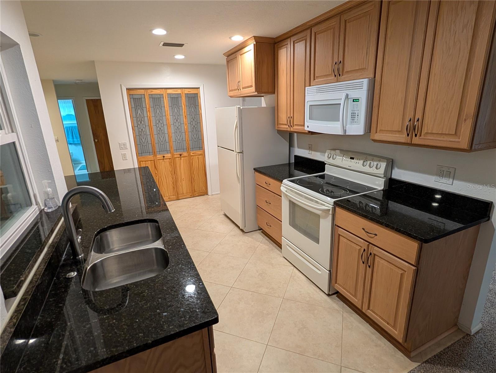 Image 7 of 68 For 11308 Echo View Drive