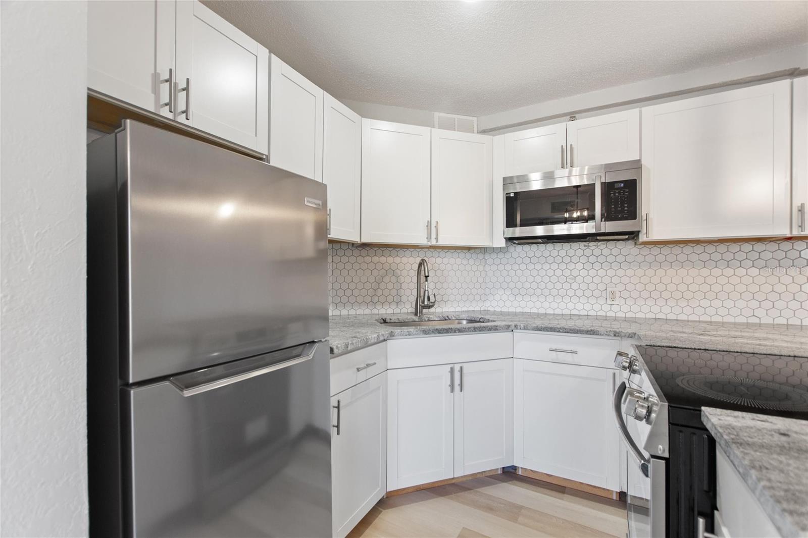 Image 14 of 37 For 3315 58th Avenue S 104