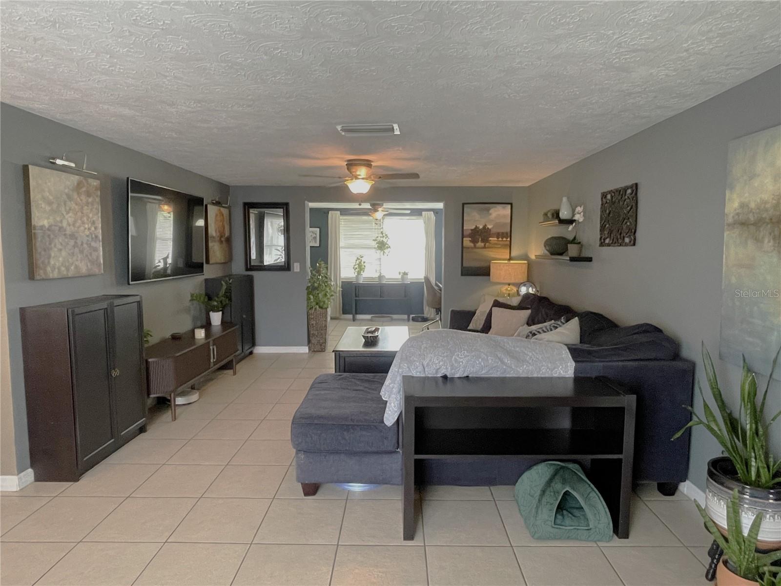 Image 2 of 9 For 3811 Elmwood Drive