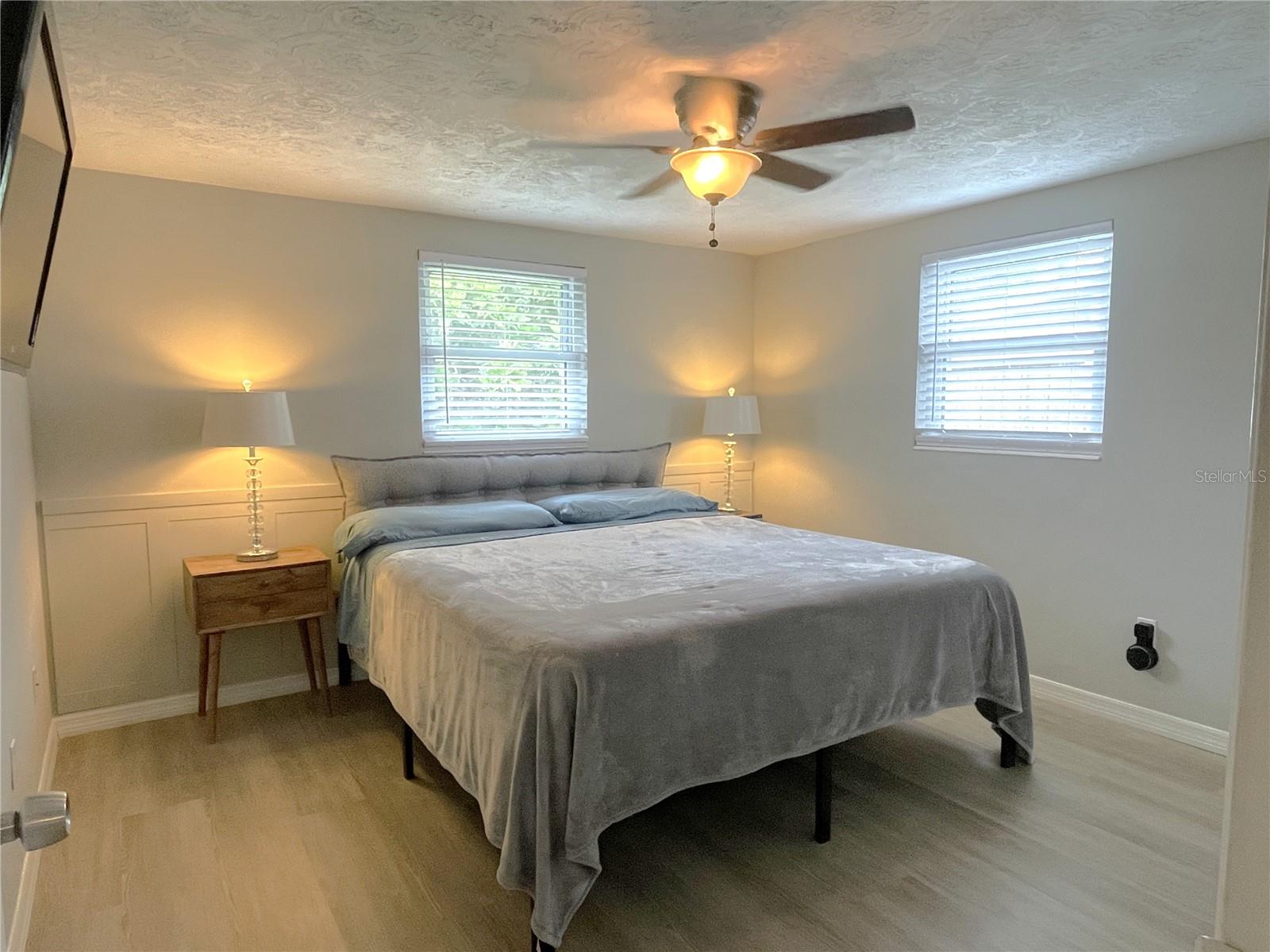Image 7 of 9 For 3811 Elmwood Drive