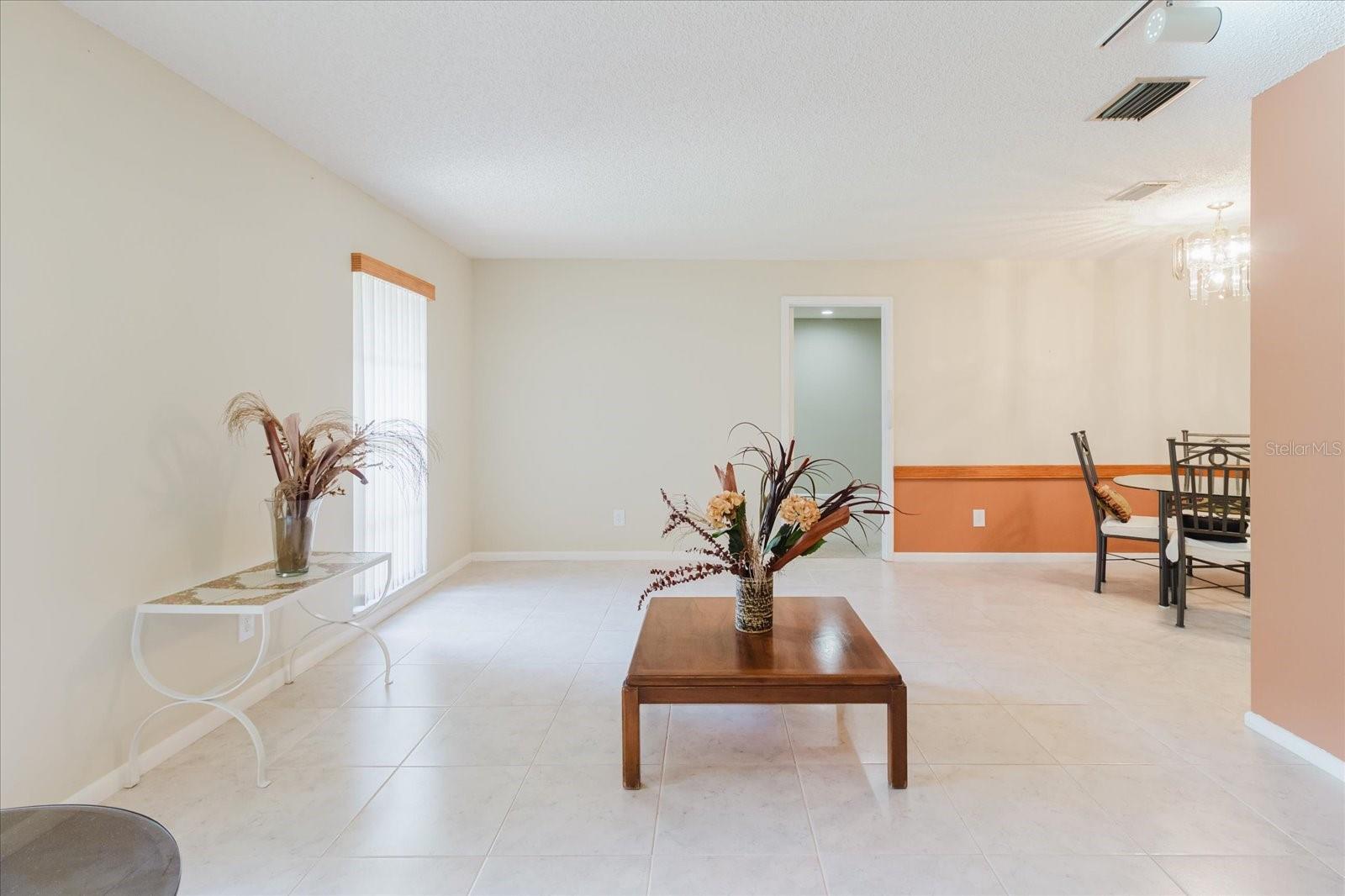 Image 17 of 100 For 8222 La Serena Dr
