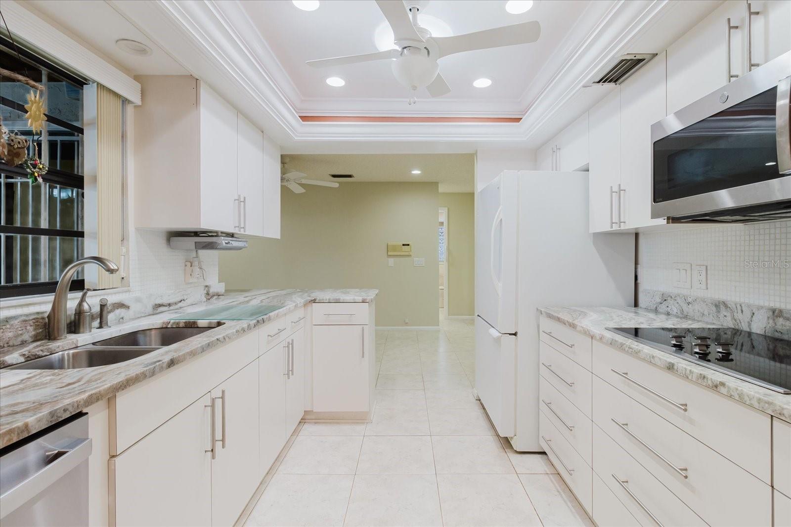 Image 27 of 100 For 8222 La Serena Dr
