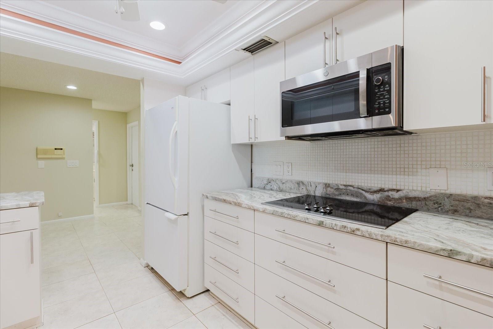 Image 33 of 100 For 8222 La Serena Dr