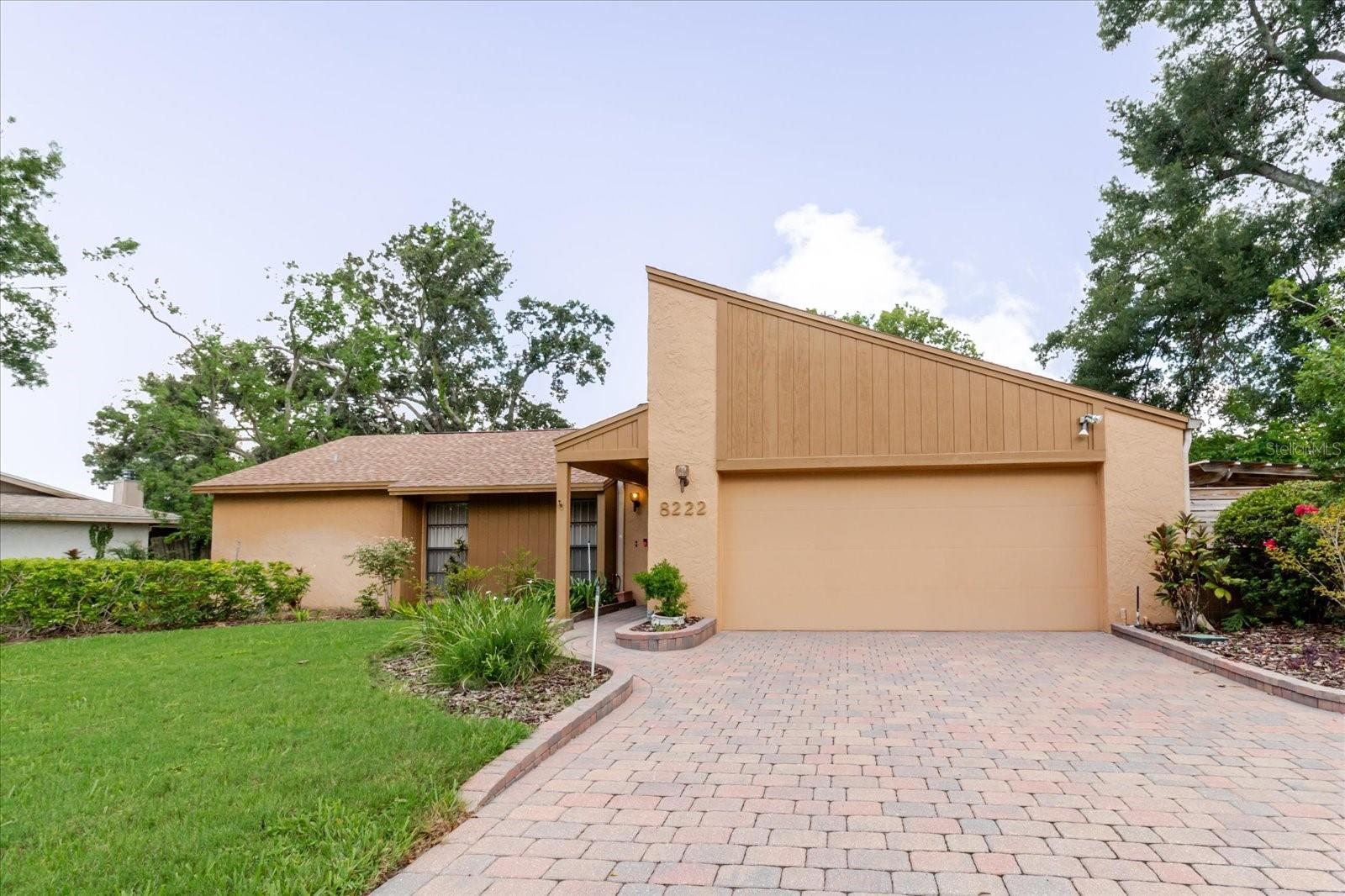 Image 5 of 100 For 8222 La Serena Dr