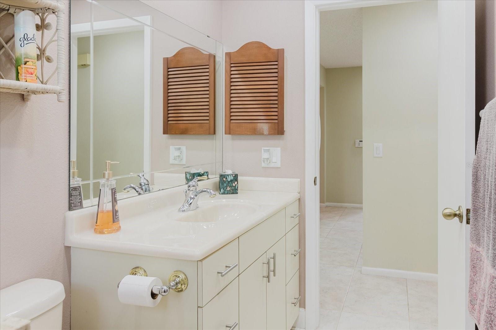 Image 52 of 100 For 8222 La Serena Dr