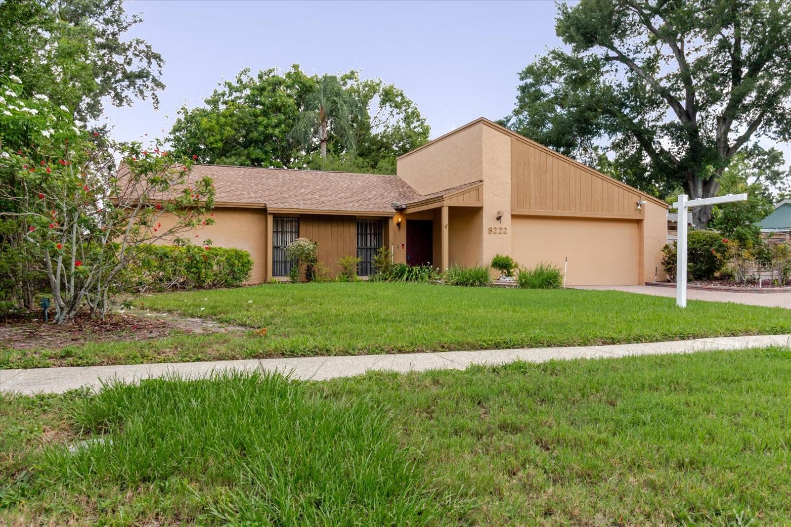Image 7 of 100 For 8222 La Serena Dr