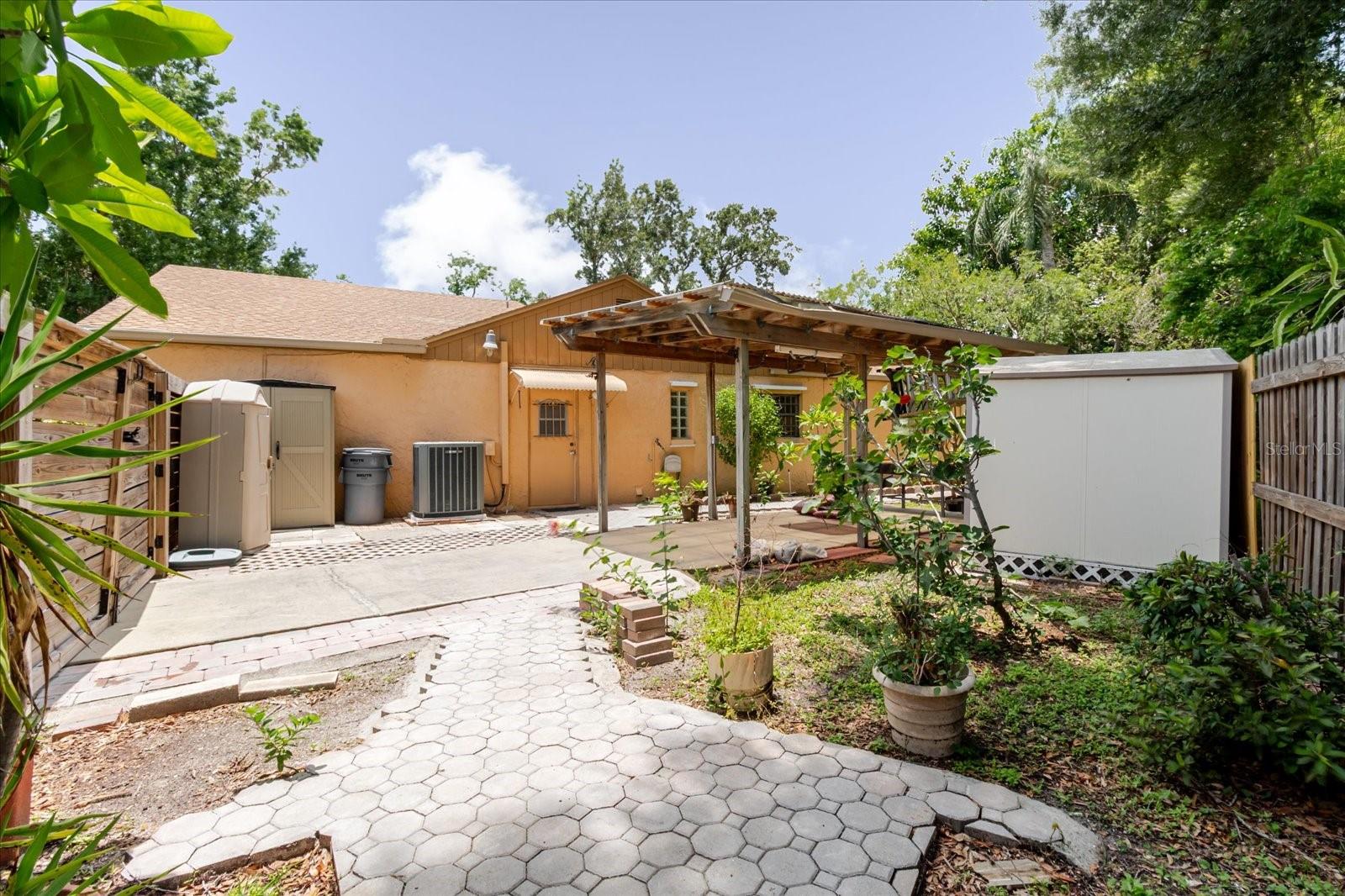 Image 72 of 100 For 8222 La Serena Dr