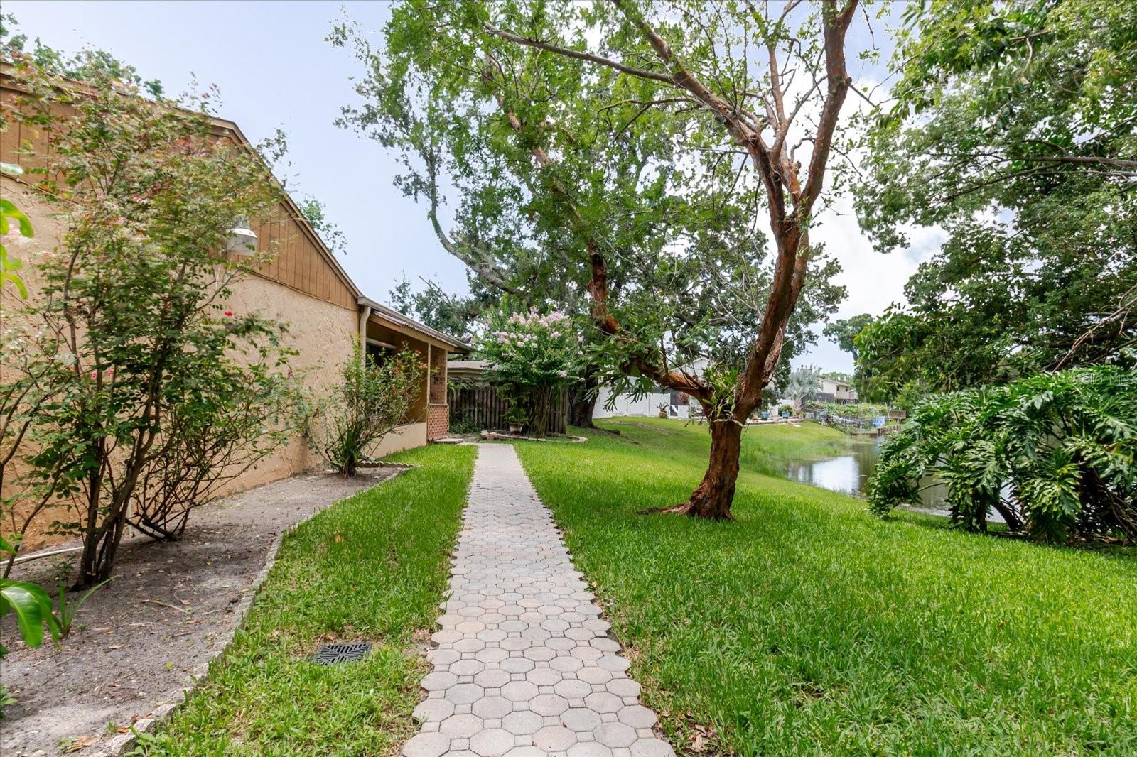 Image 78 of 100 For 8222 La Serena Dr