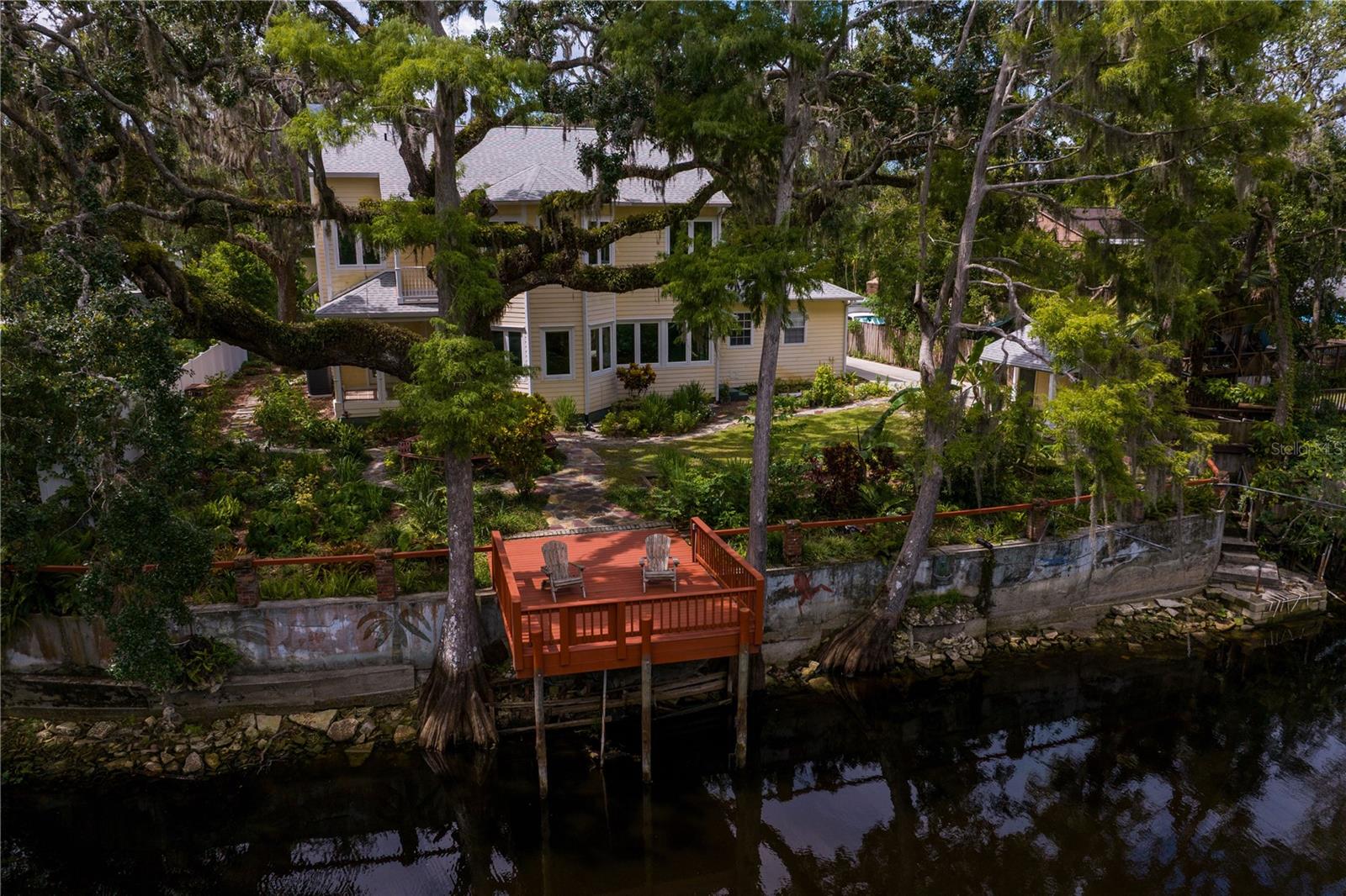 Image 5 of 58 For 11923 Riverhills Drive