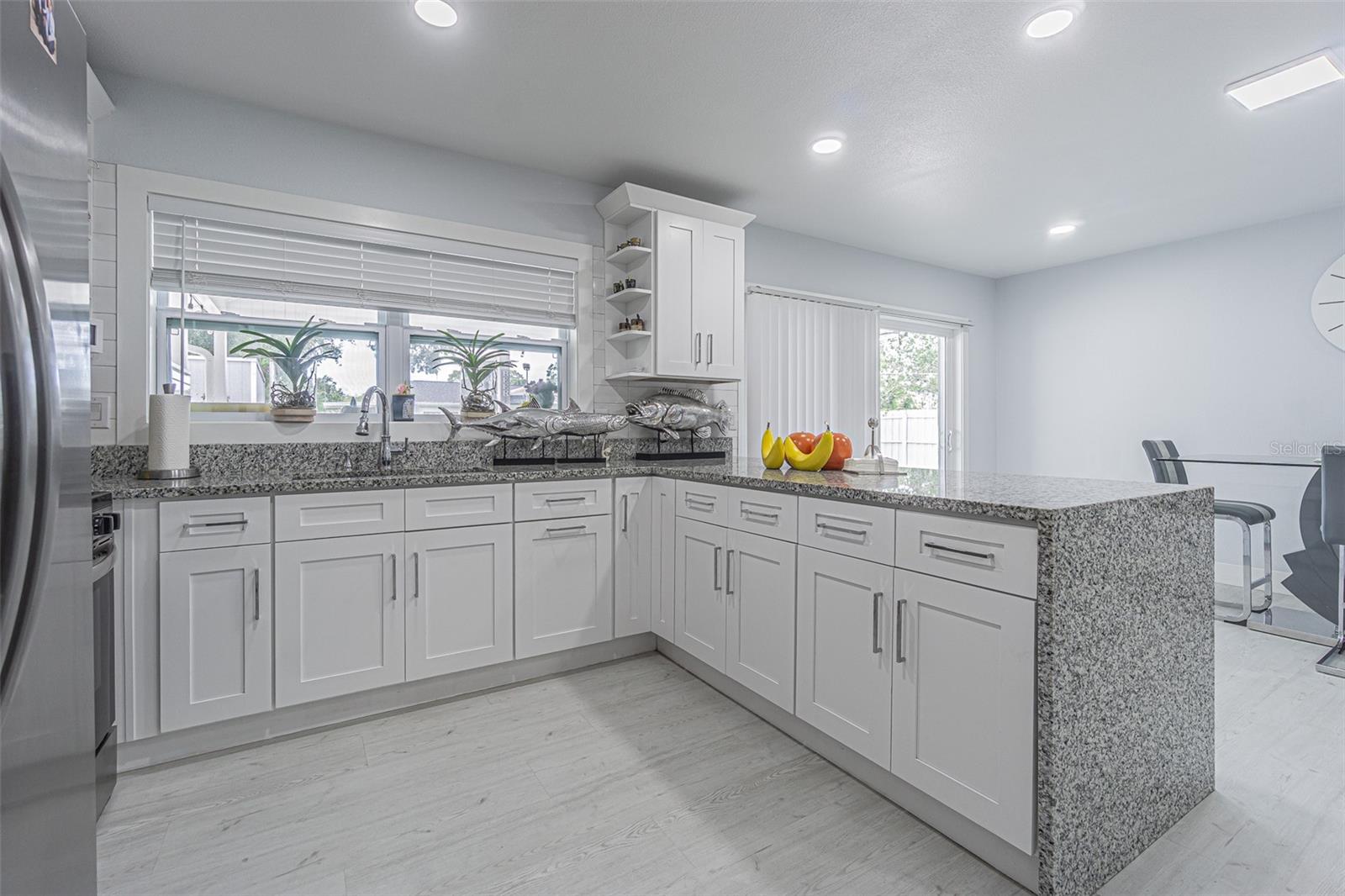 Image 20 of 34 For 13916 Briardale Lane