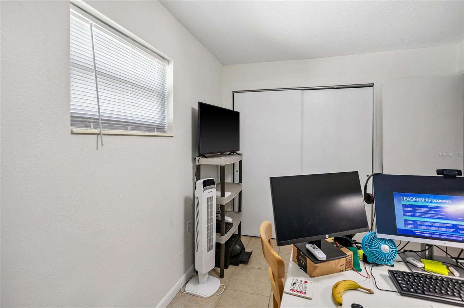 Image 16 of 37 For 5236 48th Terrace N