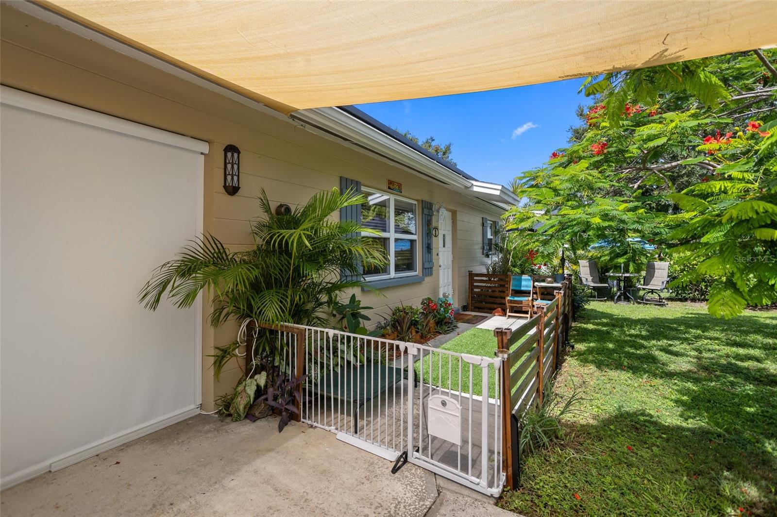 Image 2 of 37 For 5236 48th Terrace N