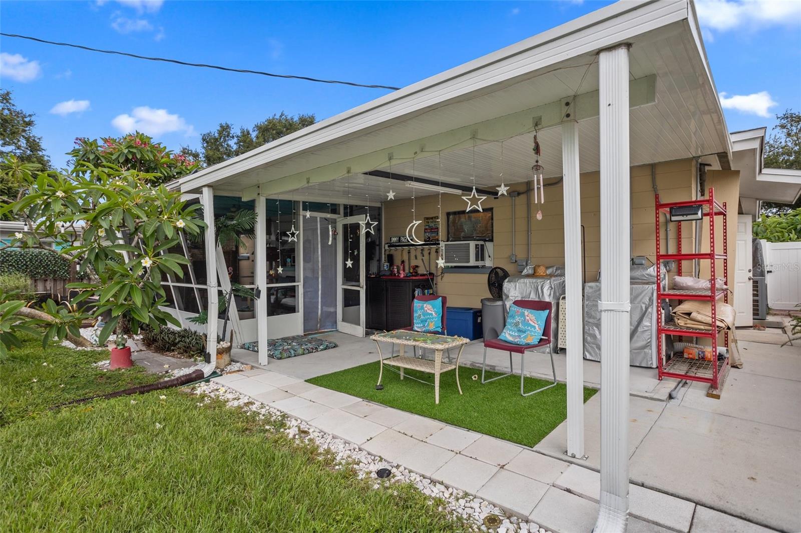 Image 30 of 37 For 5236 48th Terrace N