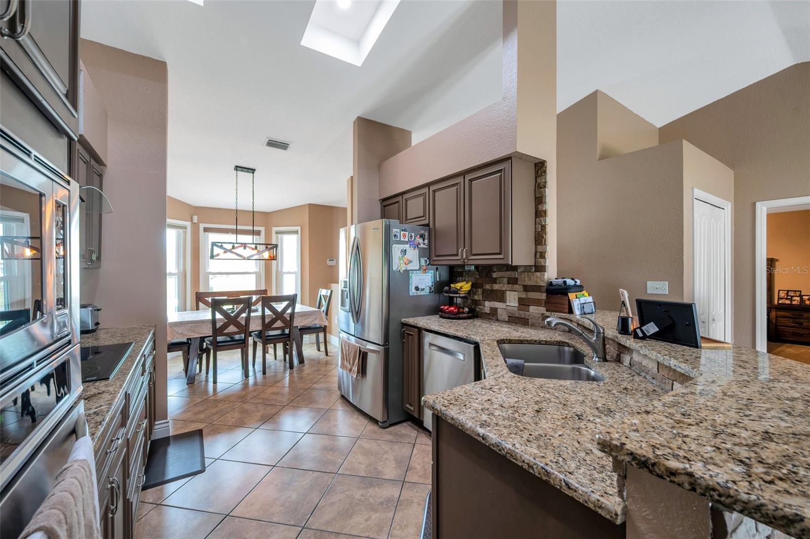 Image 14 of 40 For 15442 Arvin Drive