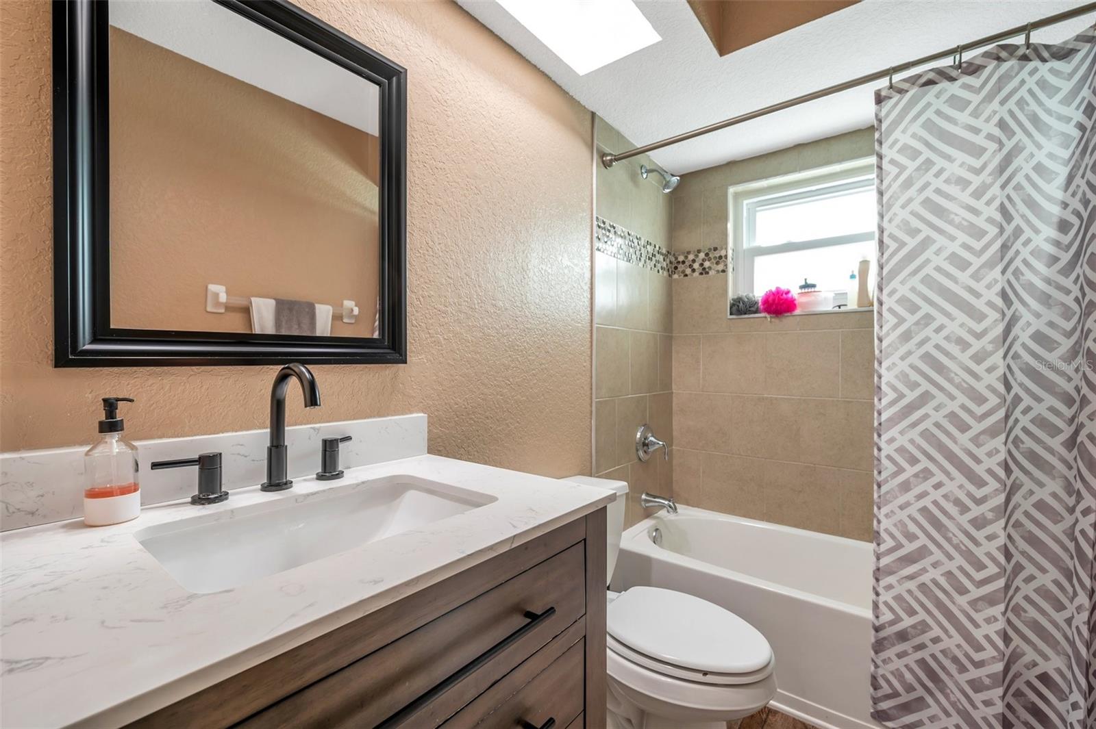 Image 26 of 40 For 15442 Arvin Drive