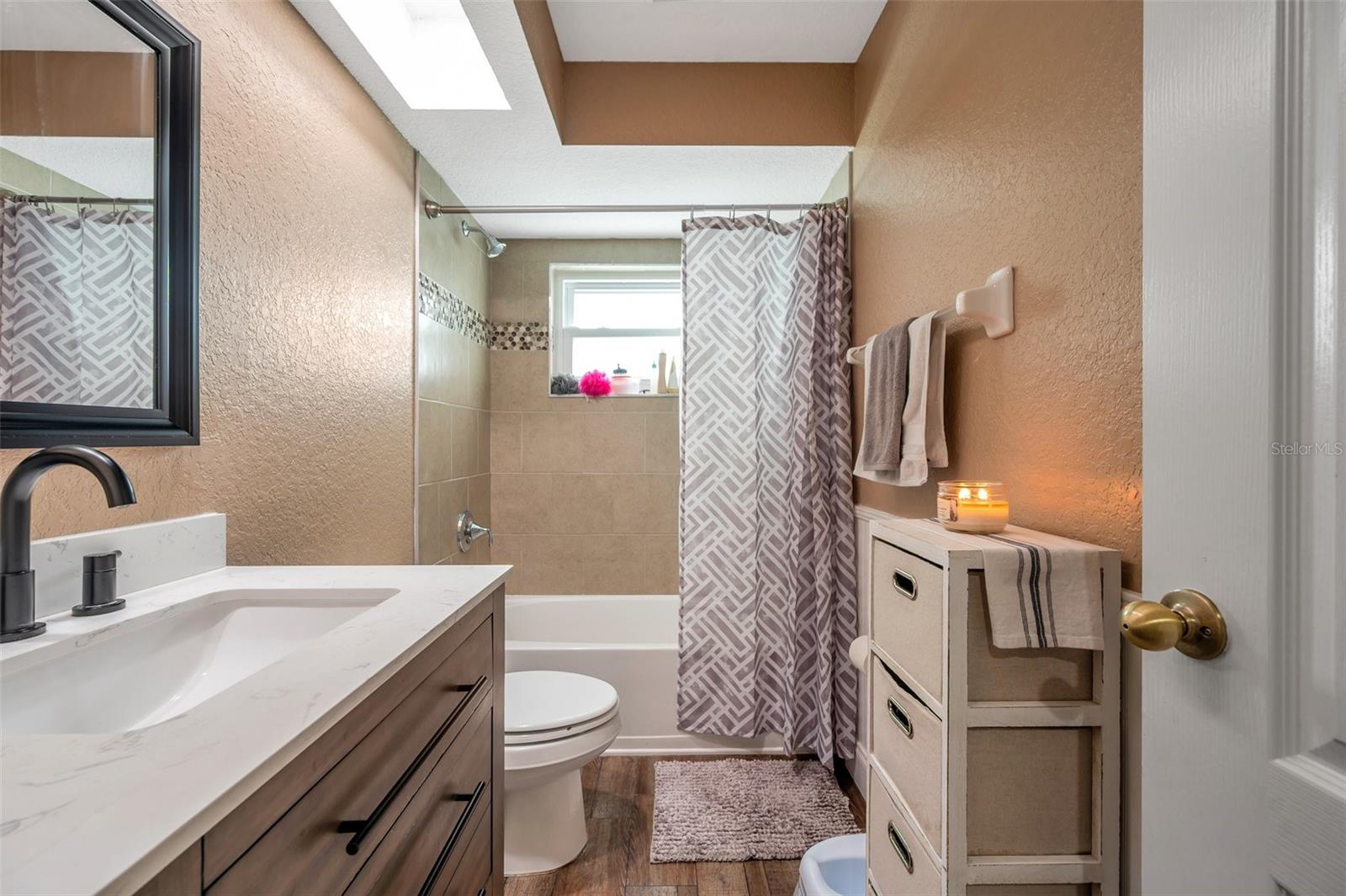 Image 27 of 40 For 15442 Arvin Drive