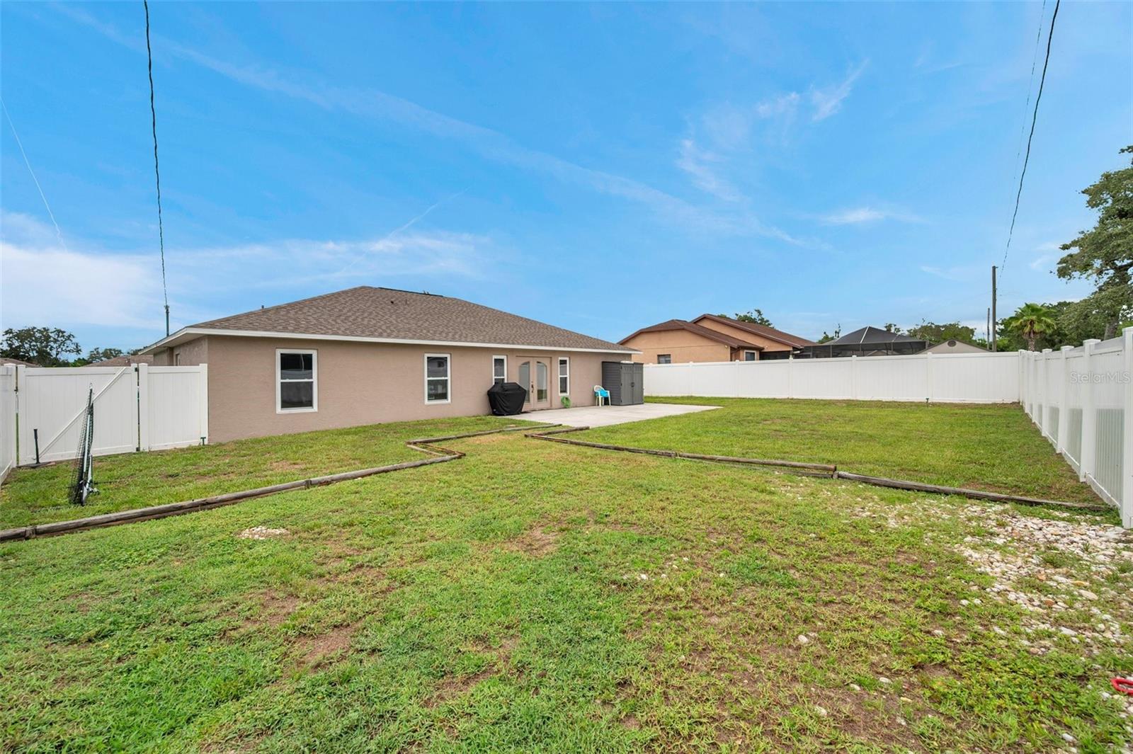 Image 5 of 40 For 15442 Arvin Drive