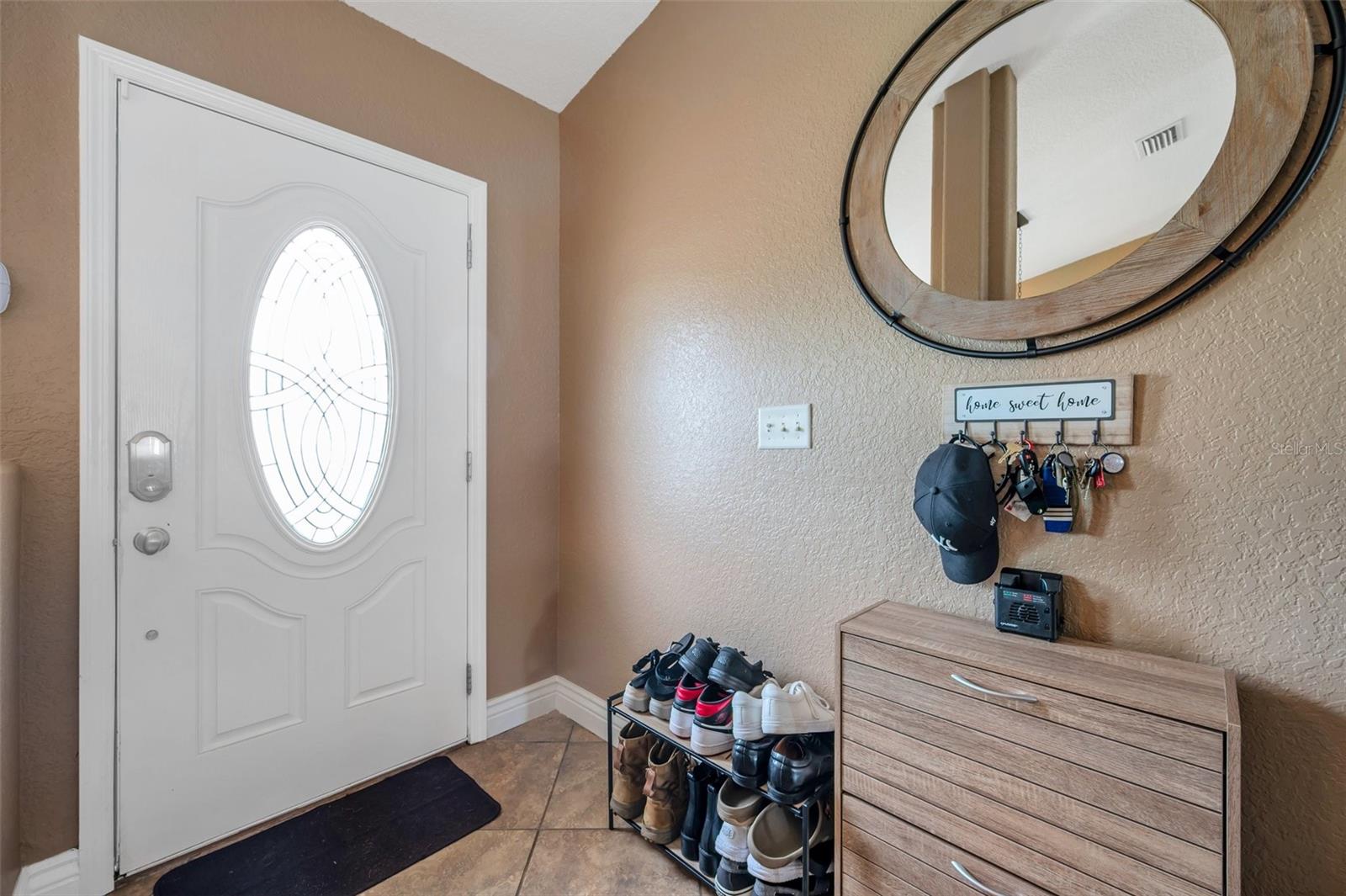 Image 9 of 40 For 15442 Arvin Drive