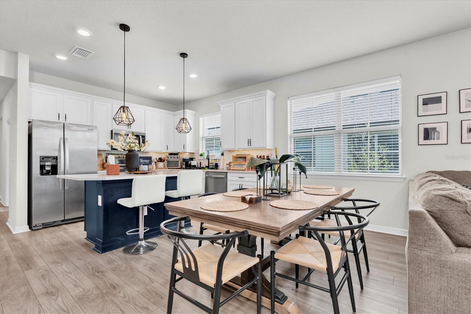 Listing photo id 11 for 6352 Mooring Line Circle