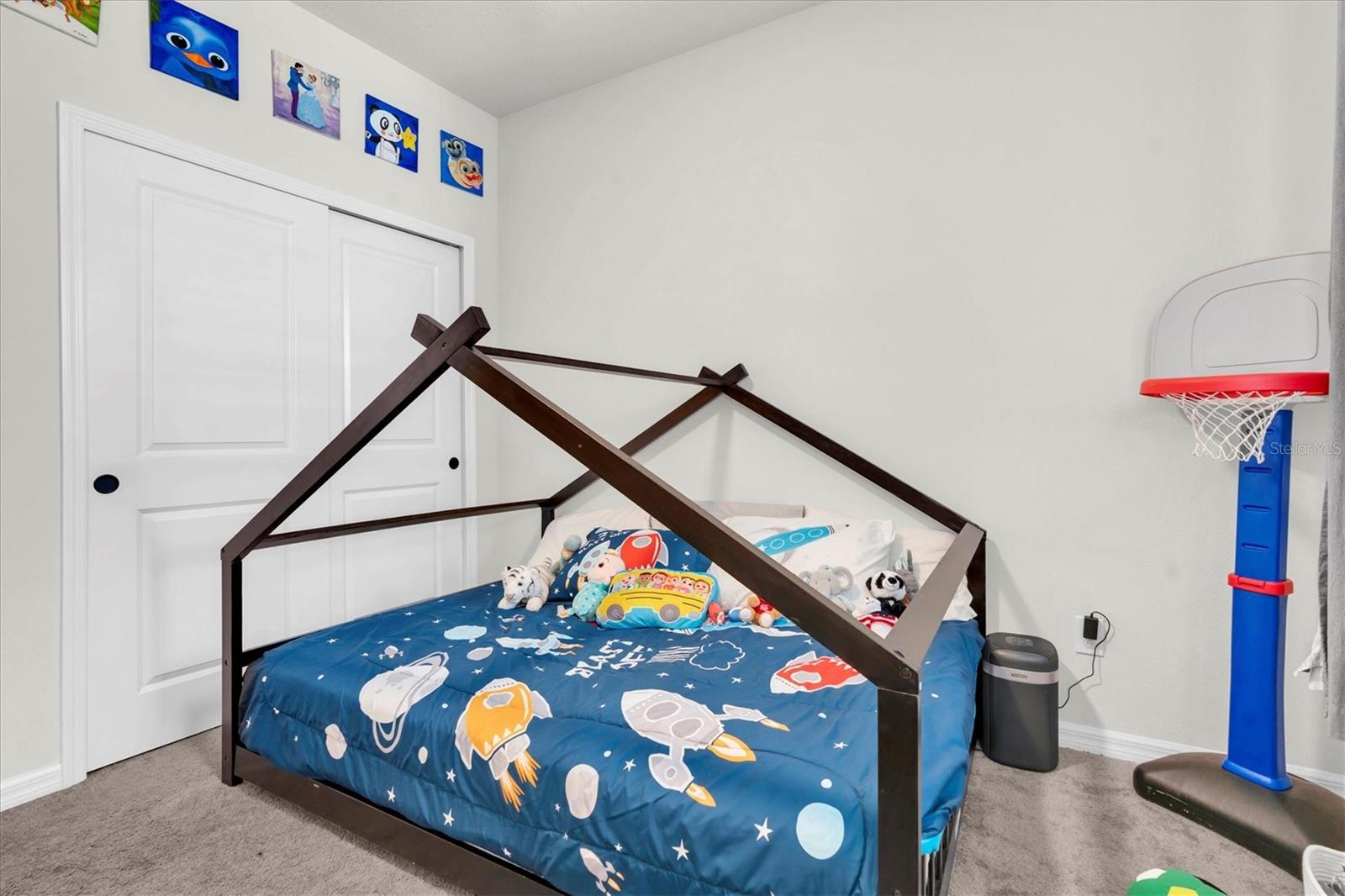 Listing photo id 22 for 6352 Mooring Line Circle