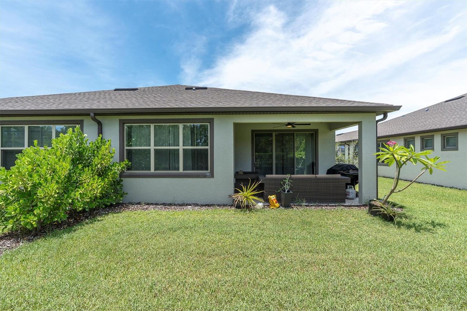 Listing photo id 26 for 6352 Mooring Line Circle