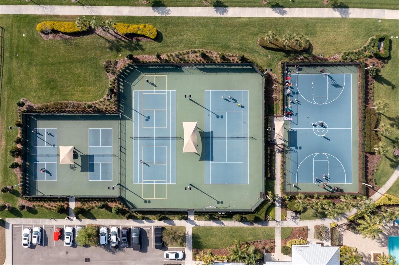 Listing photo id 29 for 6352 Mooring Line Circle