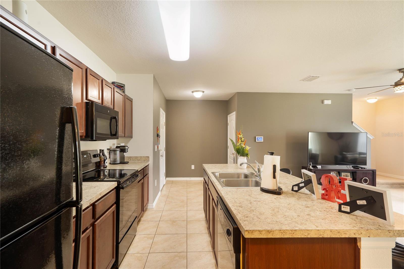 Image 12 of 36 For 11926 Grand Kempston Drive