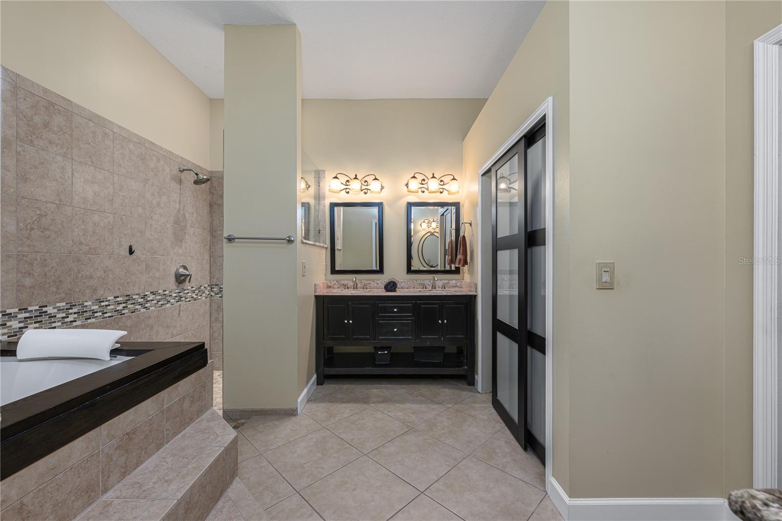 Image 21 of 29 For 116 Winding Oaks Lane