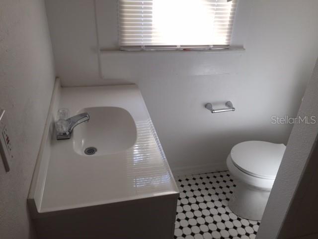 Image 11 of 16 For 211 Cluster Avenue