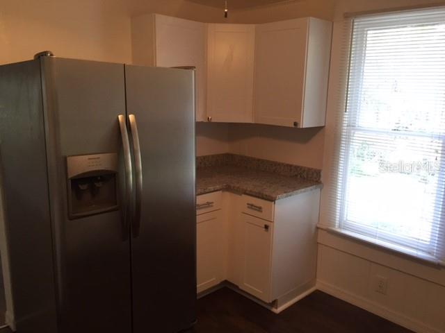 Image 6 of 16 For 211 Cluster Avenue