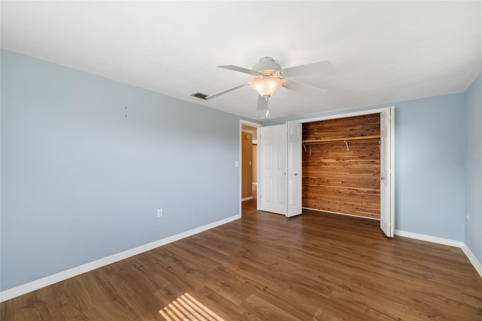 Image 15 of 40 For 5720 Mockingbird Drive