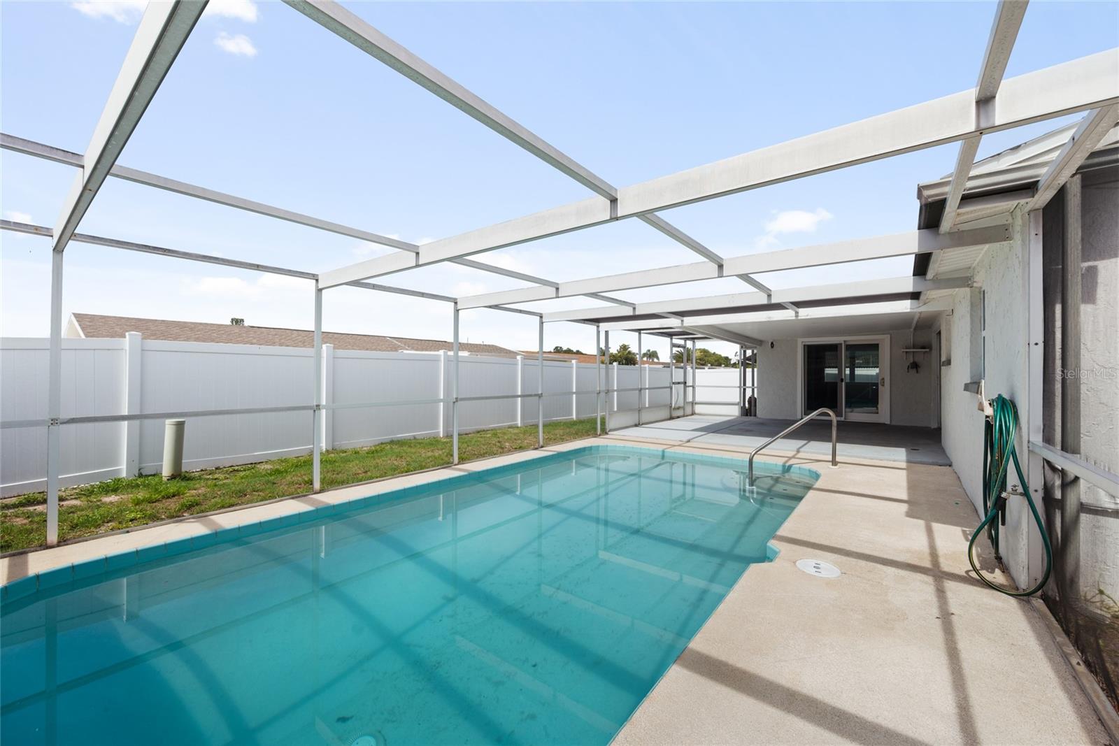 Image 32 of 40 For 5720 Mockingbird Drive