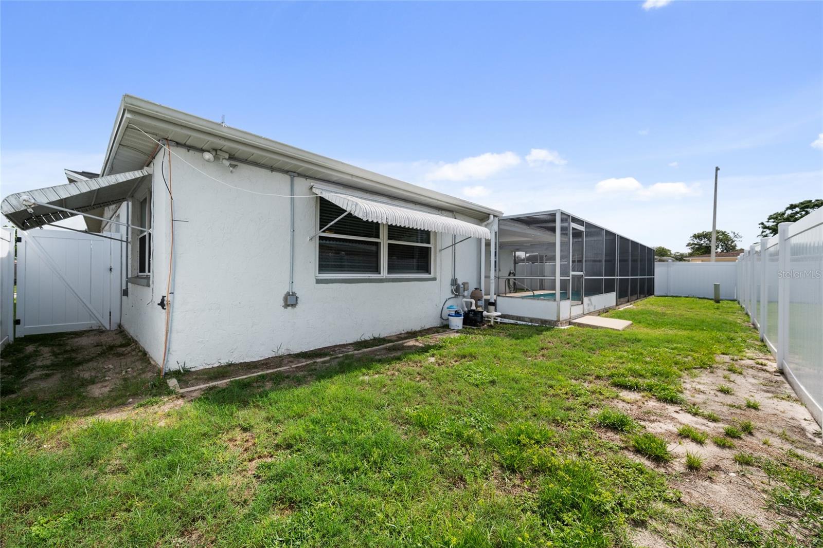 Image 34 of 40 For 5720 Mockingbird Drive