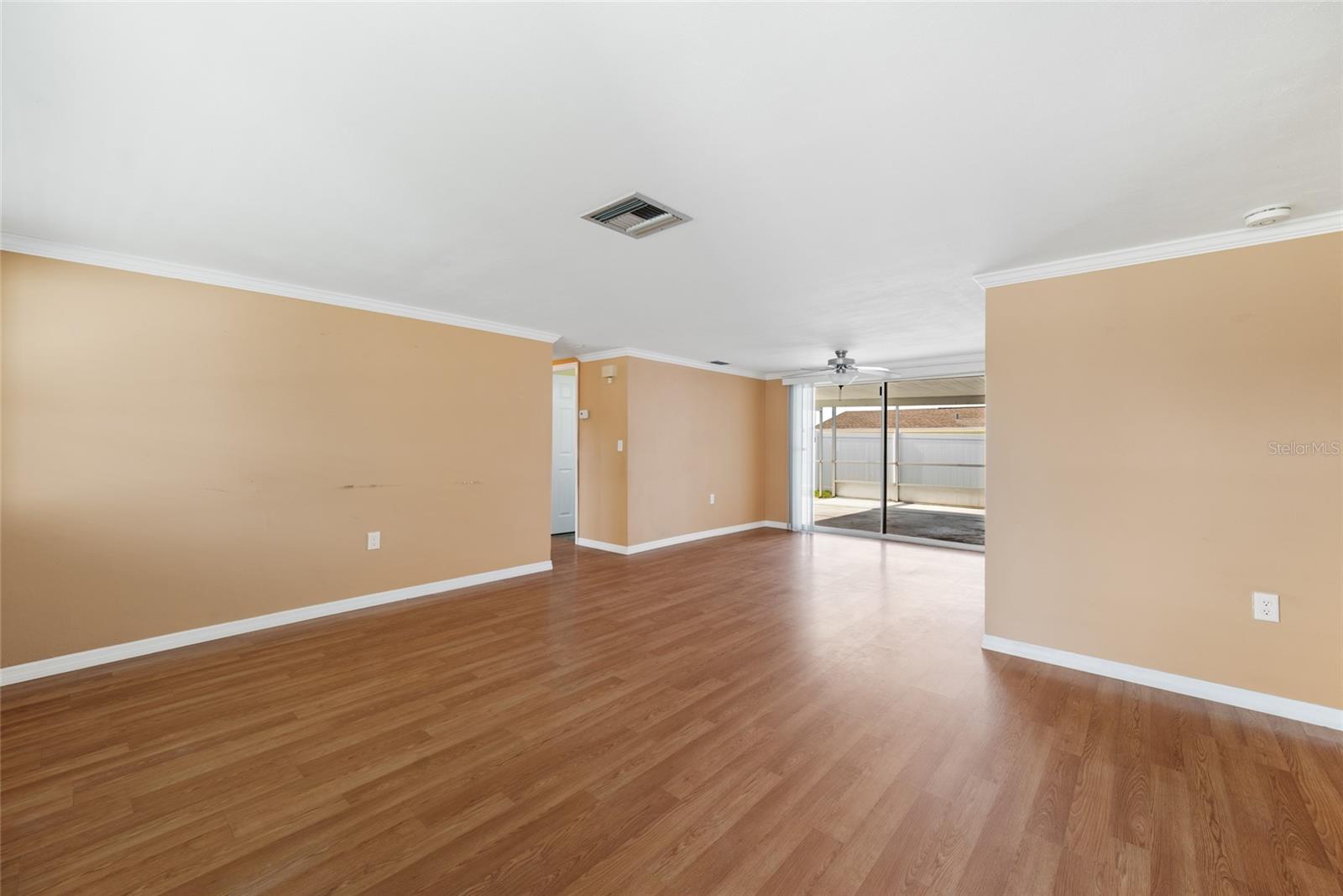 Image 6 of 40 For 5720 Mockingbird Drive