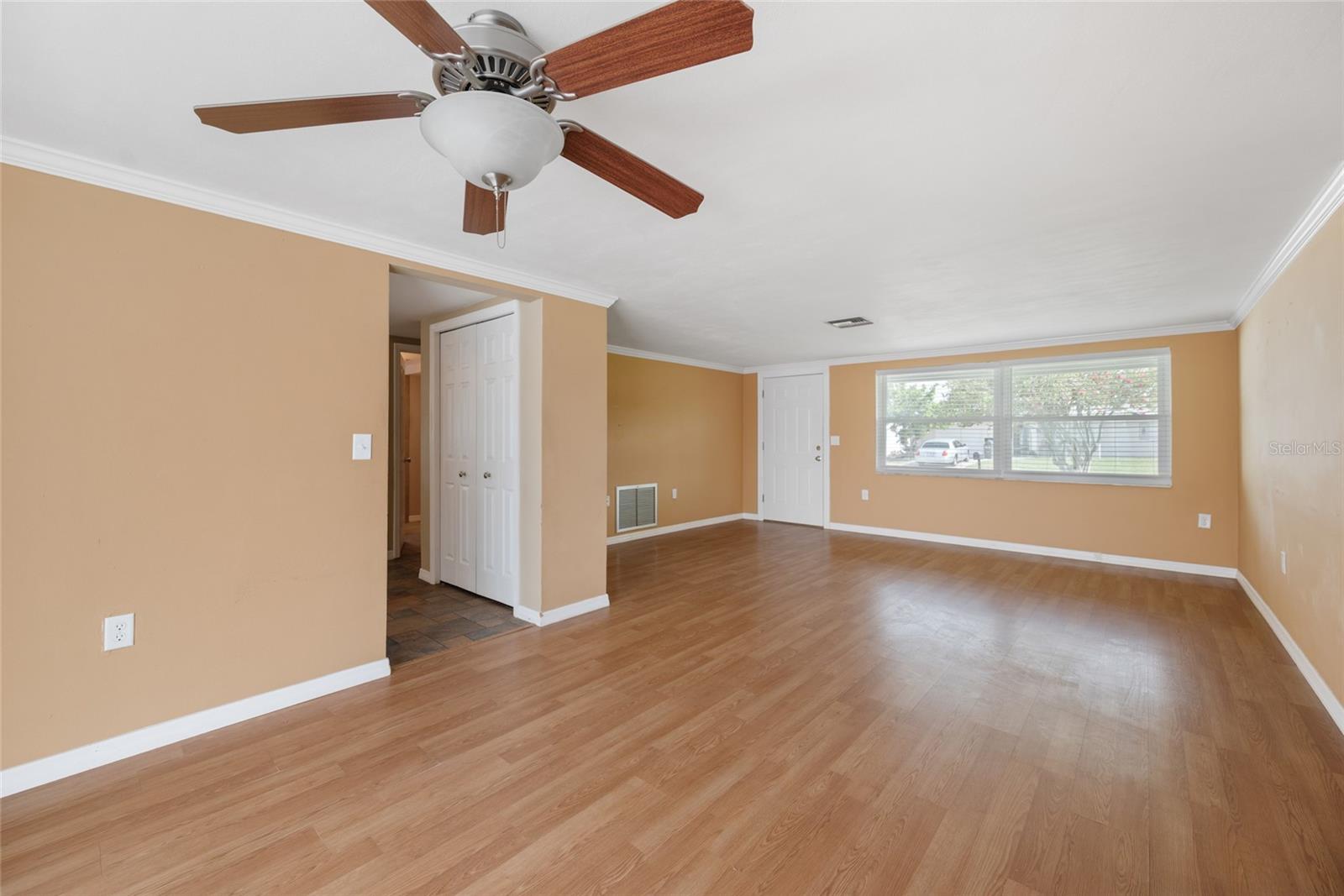 Image 7 of 40 For 5720 Mockingbird Drive