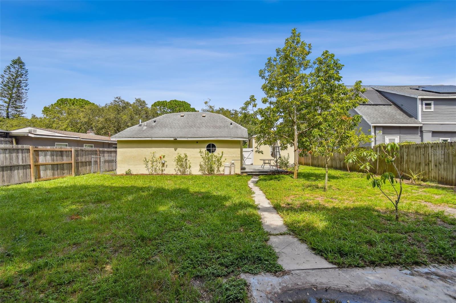 Image 40 of 51 For 1722 Albemarle Road