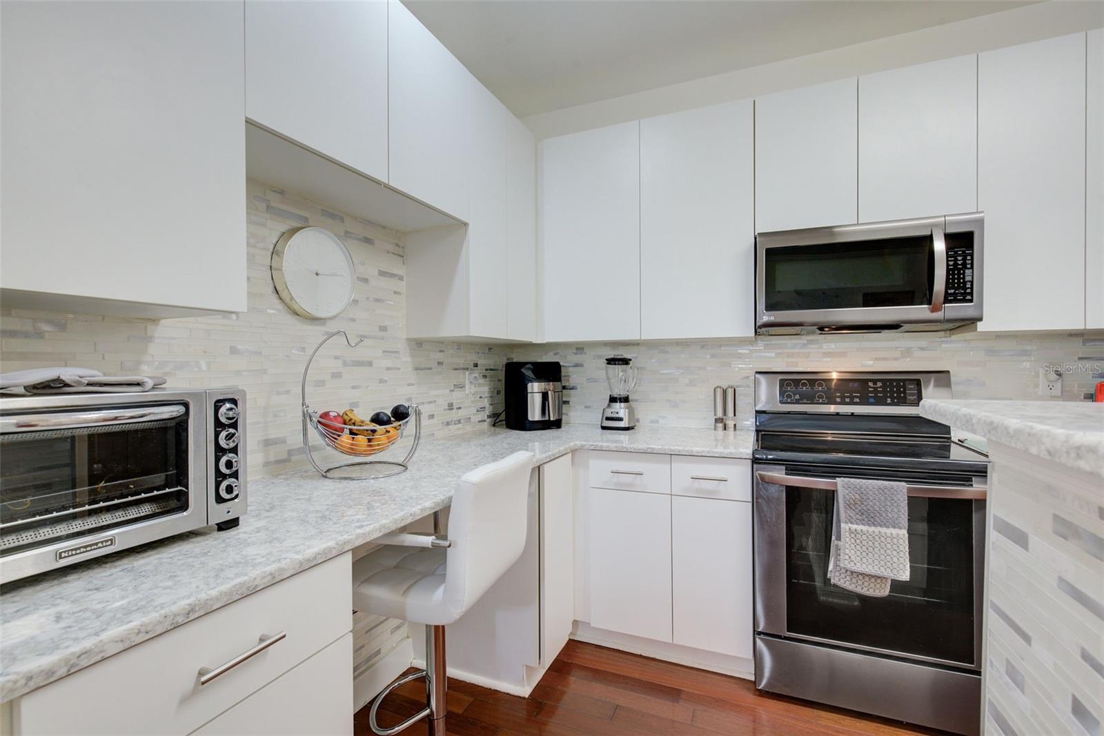 Image 13 of 45 For 4221 Spruce Street 2328