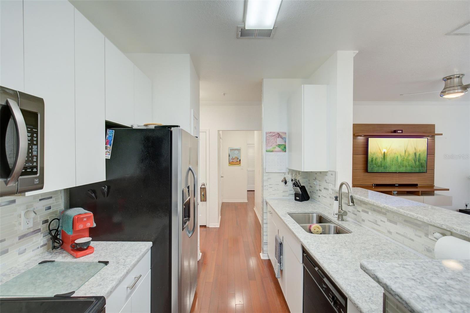 Image 14 of 45 For 4221 Spruce Street 2328